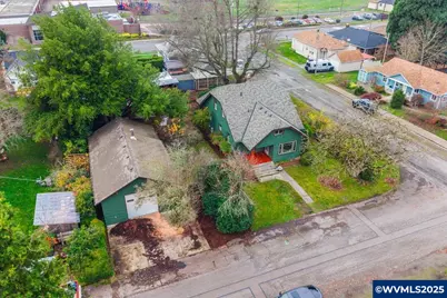 985 N 4th Av, Stayton, OR 97383 - Photo 1