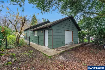 965 N 4th Av, Stayton, OR 97383 - Photo 2