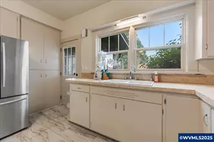 965 N 4th Ave, Stayton, OR 97383 - Photo 14