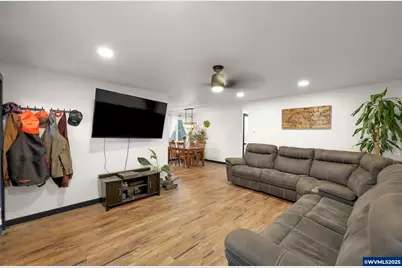 645 Riley Way Wy, Harrisburg, OR 97446 - Photo 6