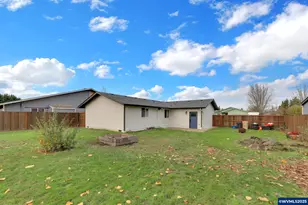 645 Riley Way Way, Harrisburg, OR 97446 - Photo 36