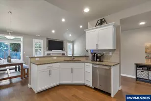 2292 Woodcock Av, Stayton, OR 97383 - Photo 14