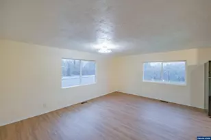 1862 Ulex St, Sweet Home, OR 97386 - Photo 8