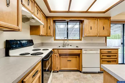 4826 Chestnut Ct SE, Albany, OR 97322 - Photo 6