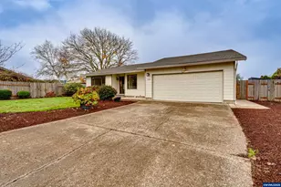 4826 Chestnut Ct SE, Albany, OR 97322 - Photo 2