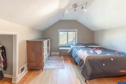 745 16th St NE, Salem, OR 97301 - Photo 24