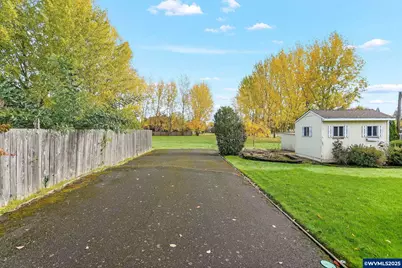 1045 SW 53rd St, Corvallis, OR 97333 - Photo 18