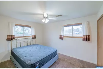 1110 Cascade Dr, Lebanon, OR 97355 - Photo 18