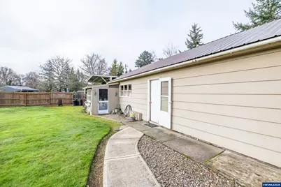1110 Cascade Dr, Lebanon, OR 97355 - Photo 28