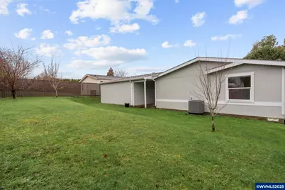 3415 Lake Vanessa Cir NW, Salem, OR 97304 - Photo 34
