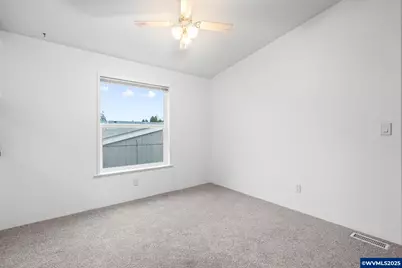 3415 Lake Vanessa Cir NW, Salem, OR 97304 - Photo 28