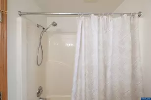 461 Violet St, Lebanon, OR 97355 - Photo 20