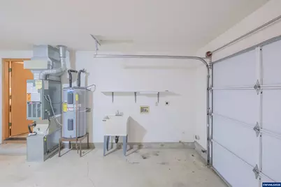 461 Violet St, Lebanon, OR 97355 - Photo 32