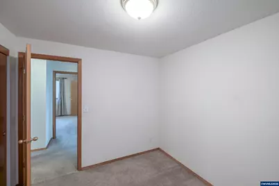 461 Violet St, Lebanon, OR 97355 - Photo 16