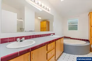 34117 Santiam Hwy, Lebanon, OR 97355 - Photo 10