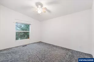 34117 Santiam Hwy, Lebanon, OR 97355 - Photo 24