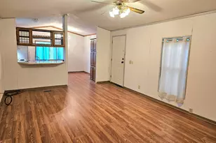 612 N Cascade (#25) Dr, Woodburn, OR 97071 - Photo 4