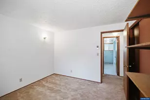 840 Clarmount St NW, Salem, OR 97304 - Photo 26