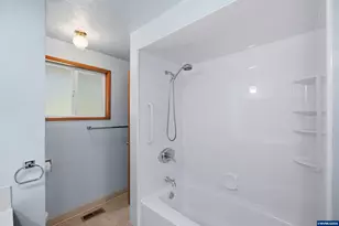 840 Clarmount St NW, Salem, OR 97304 - Photo 24