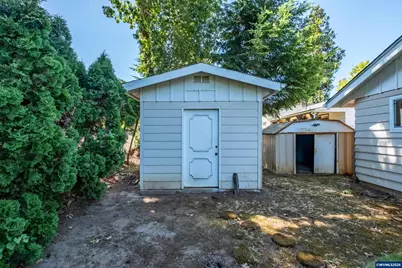 840 Clarmount St NW, Salem, OR 97304 - Photo 40