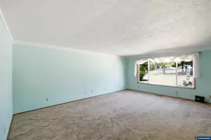 840 Clarmount St NW, Salem, OR 97304 - Photo 16