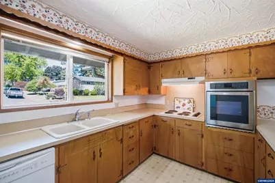 840 Clarmount St NW, Salem, OR 97304 - Photo 10
