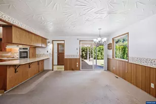 840 Clarmount St NW, Salem, OR 97304 - Photo 32