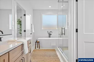 789 Riley Dr, Silverton, OR 97381 - Photo 14