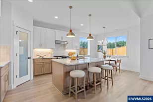 789 Riley Dr, Silverton, OR 97381 - Photo 8