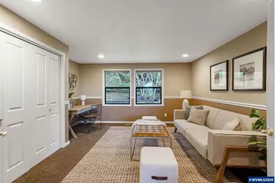 3060 Camellia Dr S, Salem, OR 97302 - Photo 34