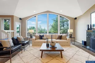 3060 Camellia Dr S, Salem, OR 97302 - Photo 8