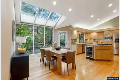 3060 Camellia Dr S, Salem, OR 97302 - Photo 20