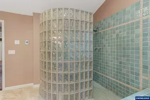 3060 Camellia Dr S, Salem, OR 97302 - Photo 30