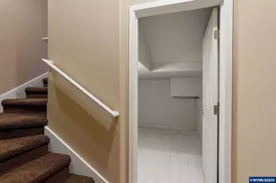 3060 Camellia Dr S, Salem, OR 97302 - Photo 40