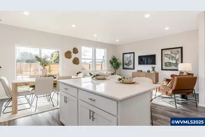 372 Greencrest St NE, Salem, OR 97301 - Photo 12