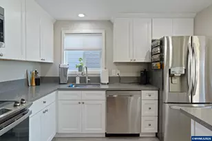 1740 Jansen Way, Woodburn, OR 97071 - Photo 14