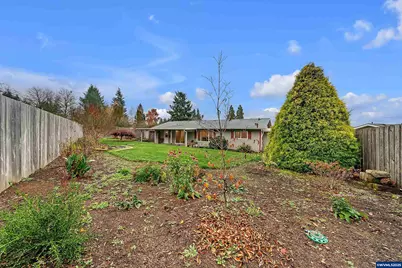 654 NW Bryant Ct, Dallas, OR 97338 - Photo 28