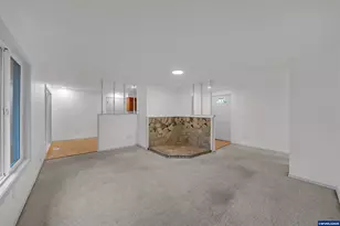 654 NW Bryant Ct, Dallas, OR 97338 - Photo 18