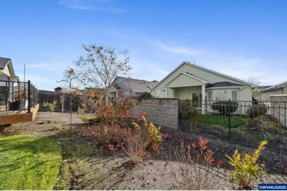 2127 SE Academy St, Dallas, OR 97338 - Photo 22