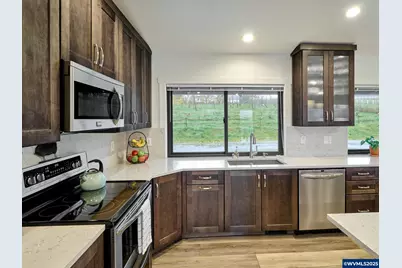 4148 Cascade Hwy, Silverton, OR 97381 - Photo 10