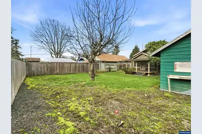 659 F St, Independence, OR 97351 - Photo 36