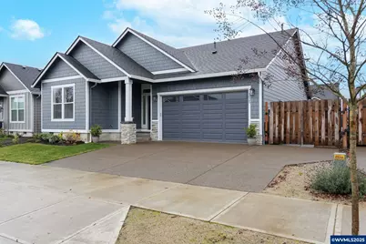 1025 Sassafras St, Independence, OR 97351 - Photo 2