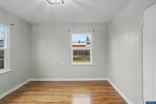 1084 24th St NE, Salem, OR 97301 - Photo 24