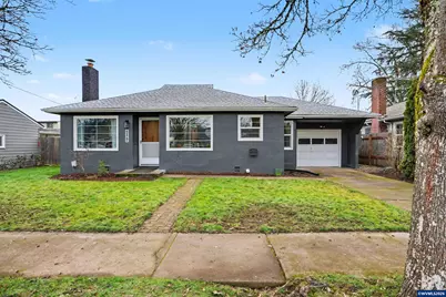 1084 24th St NE, Salem, OR 97301 - Photo 1
