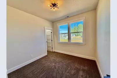 215 NE Broadway St, Sublimity, OR 97385 - Photo 38