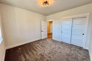 215 NE Broadway St, Sublimity, OR 97385 - Photo 34