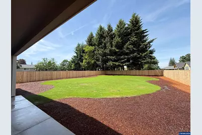 215 NE Broadway St, Sublimity, OR 97385 - Photo 48