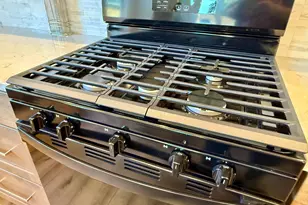 215 NE Broadway St, Sublimity, OR 97385 - Photo 16