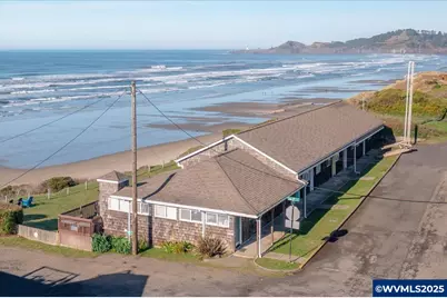 801 NW Coast #2 St, Newport, OR 97365 - Photo 28