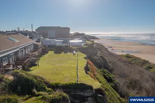 801 NW Coast St, Newport, OR 97365 - Photo 30